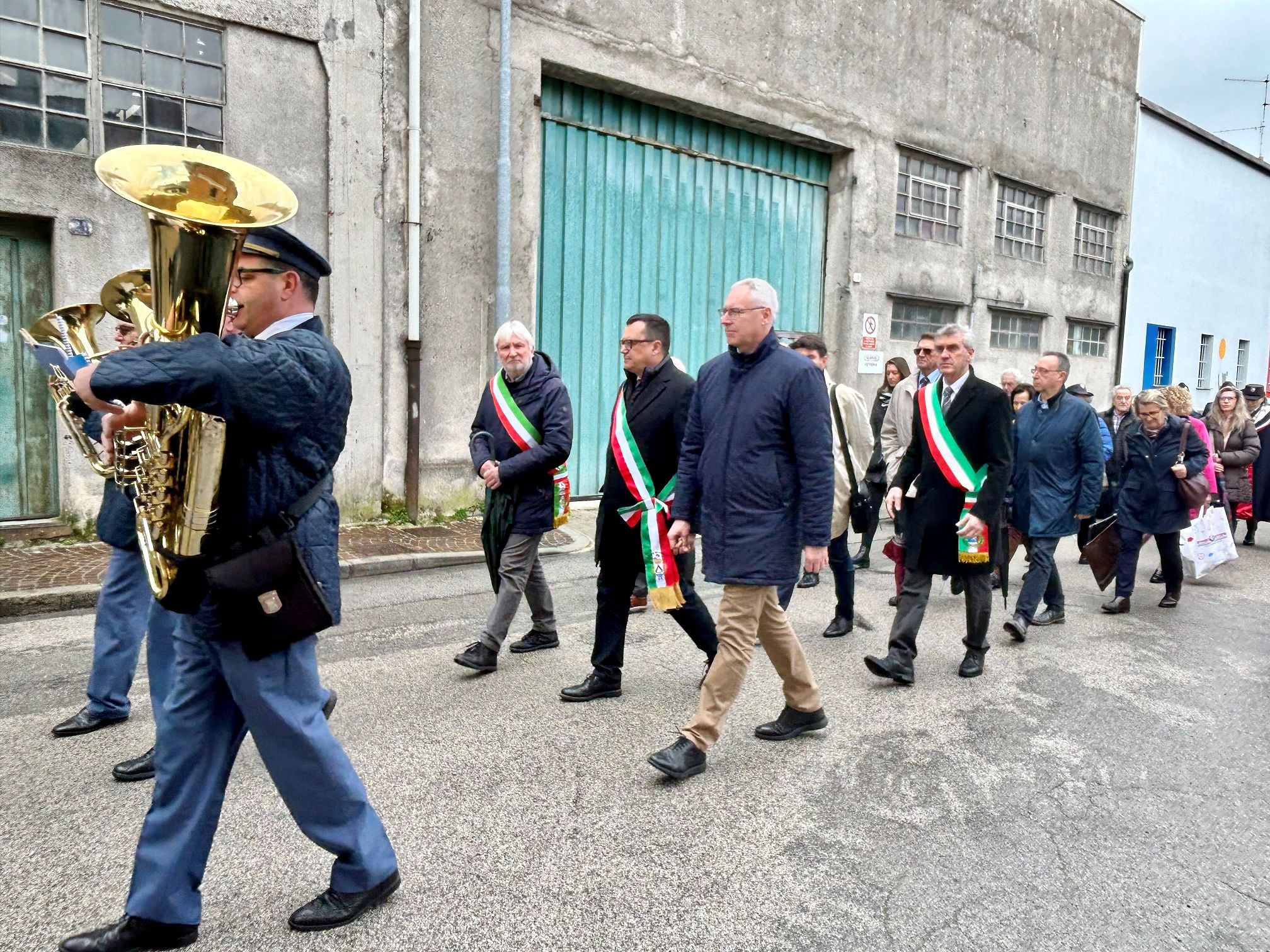 TRAGEDIA ARSIA. BORDIN: DOVEROSO CONFERIRE ALTA ONORIFICENZA A VITTIME